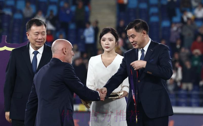 2024中国足协杯综述: 海港泰山联手奉献精彩对决 赛事升级“全民足球”理念凸显 2024中国足协杯综述: 海港泰山联手奉献精彩对决 赛事升级“全民足球”理念凸显